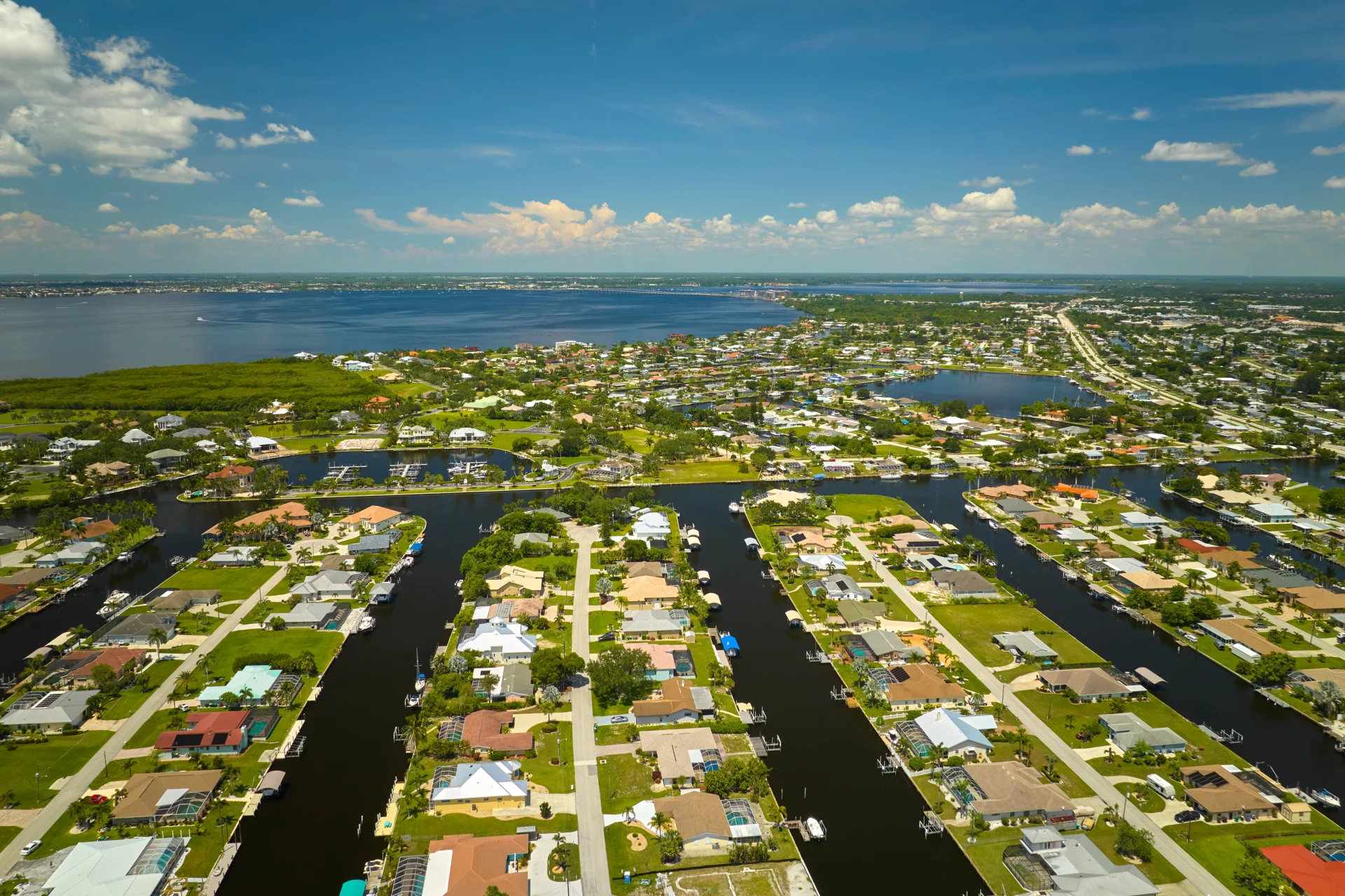Vista aérea de Orlando e mercado imobiliário em 2026